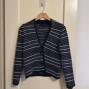 Ann Taylor blazer. Size S, like new. Thick material suitable for cool weather!